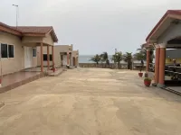 Cozy apartment in amazing Accra with AC, WiFi Hotels in Kokomlemle