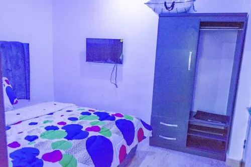 Charming 3-bedroom bungalow with AC, WiFi in fantastic Prince Courts