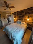 New-Lakewood Ranch Private Cottage/Pool on 5 Acres of Waterfront-Lake Manatee