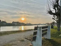 "Au Gray des flots" riverside apartment Pets welcome