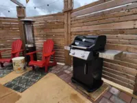 Luxury lakefront dome with private beach, close to nature and town! Hotels in Lunenburg