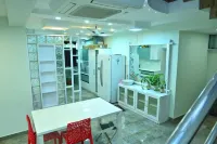 Charming 2-bedroom apartment in enchanting Visakhapatnam with WiFi, AC