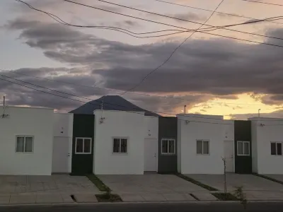 Casa en Villas De La Costa Cluster #2 فنادق في 