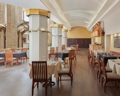 Ramses Hilton Dining Photos