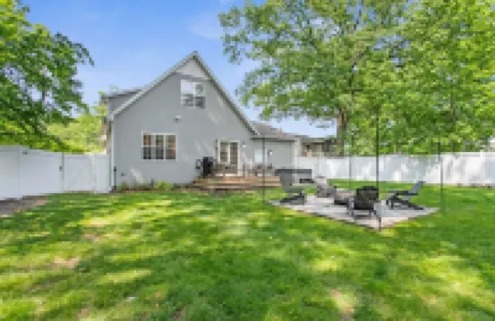 Weko Beach Retreat, Hot Tub, Fire Pit & Near Lake Michigan