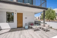 Mid-Century Modern Designer's Home