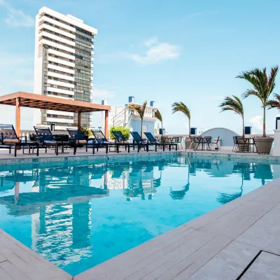 Hotel Sonata de Iracema Hotels near Extra Montese