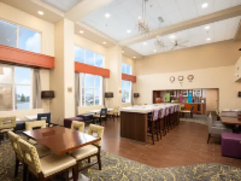 Hampton Inn & Suites by Hilton Barrie Hotels in Barrie