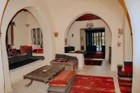 فيلا الديوان - Villa eldiwan Hotels in Ibsheway