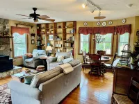 Evergreen, mountain cabin 3mi south of Blowing Rock, NC, views, creek, 56 acres.