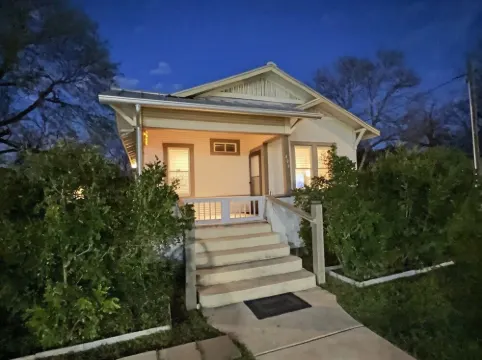 Charming cottage-style home with a prime location to downtown and pickleball.