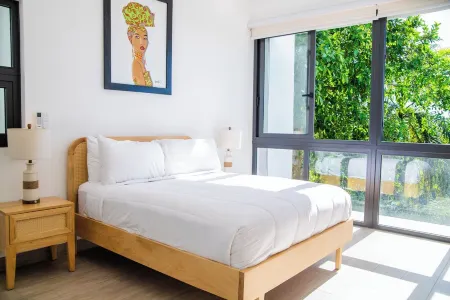 Playa Bonita Gem-2BR With Ocean Views + Infinity Pool