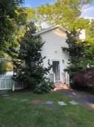 Hamptons Getaway 3 Bed 2 Bath with Hot Tub