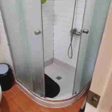 Cozy 1-Bedroom Building in Marvelous Baguio with WiFi. 5.4K ft above sea level. Rooms