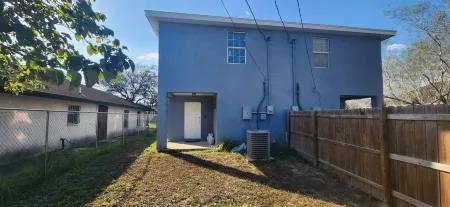 The Blue Oasis Dual Estate -Elegant Paradise for Events & Family Celebrations