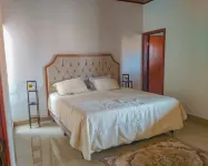 Nice house with barbecue and large rooms