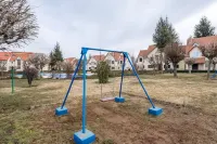 Lovely apartment with free parking in Evran