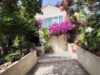 Villa 400m from Tulière beach