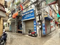 Era Apartment Royal City Các khách sạn gần Trường Trung cấp Y Dược Lê Hữu Trác