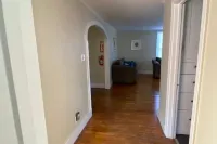 NEW! Renovated GORGEOUS APT! CALLING TRAVEL Professionals! 30 Day minimum stay.