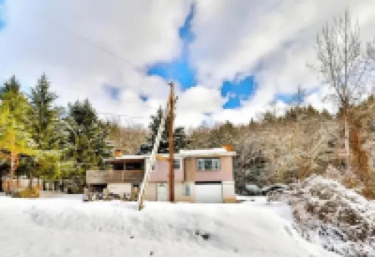Delightful 3-bedroom chalet with WiFi in Windham