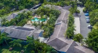 Bay of Palms Các khách sạn ở Palm Beach