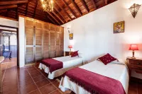 Panoramic views and ideal area to rest and see the island of La Palma Hotel a Isla de la Palma