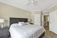 Resort Living Hotels in Lakeside Marblehead