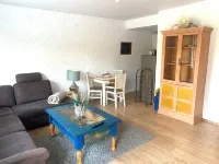 Cozy 2 room apartment with XXL garden in the center of Bad Schwartau, close to the Baltic Sea! Các khách sạn ở Bad Schwartau