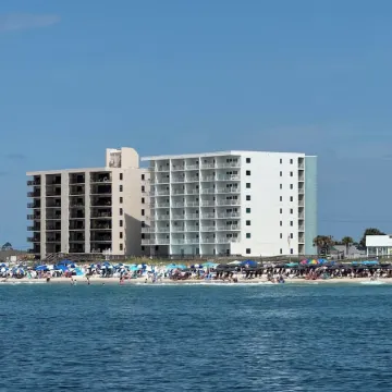 Amazing Location! Gulf Front Condo!