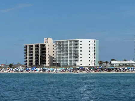 Amazing Location! Gulf Front Condo!