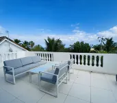 Villa Mahé with pool and sea view