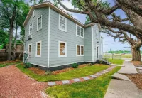 Cozy 1-bedroom apartment in lovely Mobile with WiFi, AC