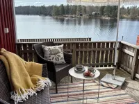 Waterfront Guesthouse with Private Dock & Rowboat Hotels in Trollhattan