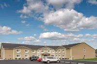 AmericInn by Wyndham Sleepy Eye Отели в г. Браун