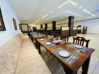 Shambhavi Hotel & Convention Centre
