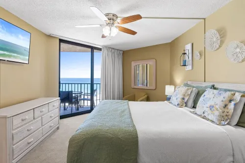 Beachfront Oasis with Gulf View and Resort Amenities - Inviting Escape