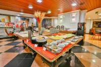 Manhattan Plaza - breakfast