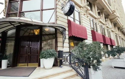 Sapphire Inn Hotel Außen Photos