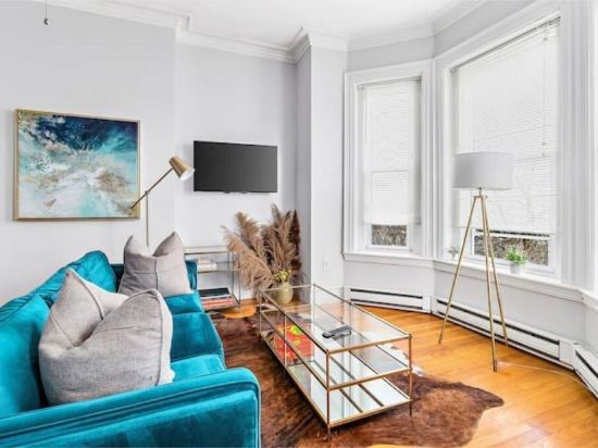 Historic Somerville Cambridge 1 Bed, Inman Square