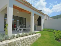 Villa in Malaucène with Heated Pool - 2つ星