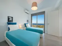 Villa in Rhodes with Infinity Pool