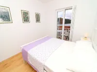 Apartments Nodilo - Comfort One Bedroom Apartment with Balcony and Sea View (Apt 3) - Wifi