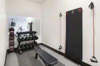 Best Western Plus Frontier Inn - Gym