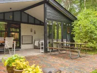 Charming Retreat by River - By Traum Ferienwohnungen Hotels in Fårvang