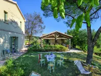 Villa w/ Wine Tours Near Beach Hotel di 