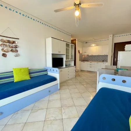 Lovely Flat with Sunny Terrace