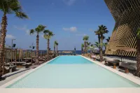 Bebatroun Beach Hotel - vue mer