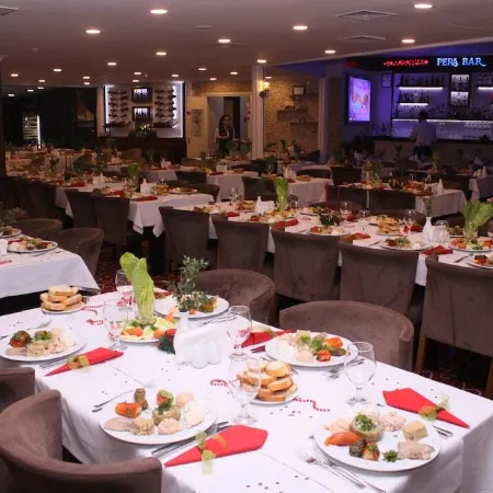 Perama Hotel