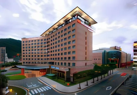 Nongshim Hotel Отели рядом с достопримечательностью «Пусанский университет иностранных языков»